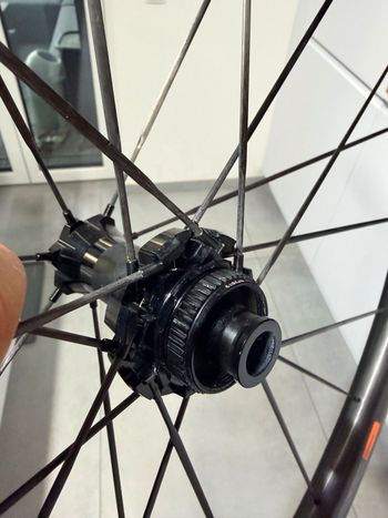 Used Cadex AR35 2024 bike — image 6 of 9