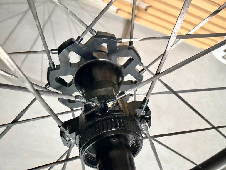 Used Cadex AR35 2024 bike — image 4 of 9