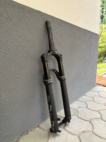 Used RockShox Pike DJ 26/100mm 2024 bike — image 4 of 4