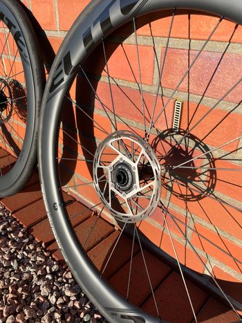 Used Elite-Wheels ENT 2.0 Disc Brake 700c 50mm bike — image 2 of 4