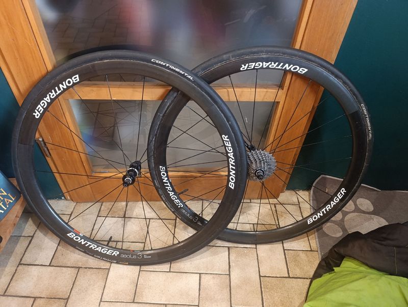 Bontrager Aeolus 3 Wheels bike d'occasion — image 1 sur 7