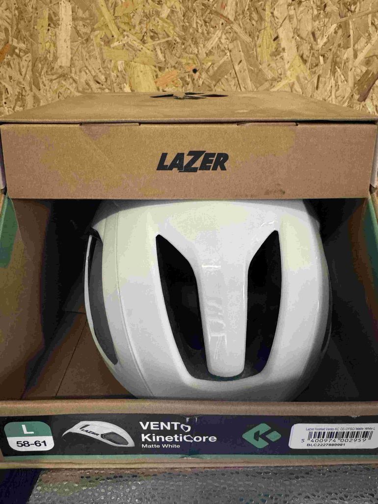Used Lazer Casque Vento Kineticore Neuf bike — image 2 of 6