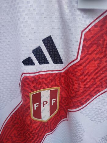 Used Adidas Maillot du Perou 2026 bike — image 5 of 6