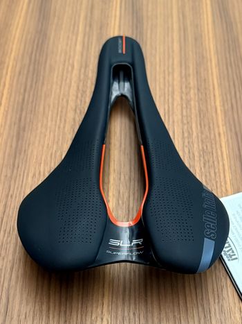 Used Selle Italia SLR BOOST KIT Carbon Superflow 2026 bike — image 3 of 7