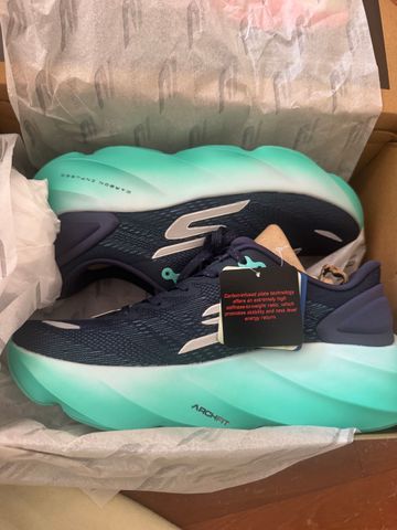 Skechers Aero Burst 2026 Running Shoes usato