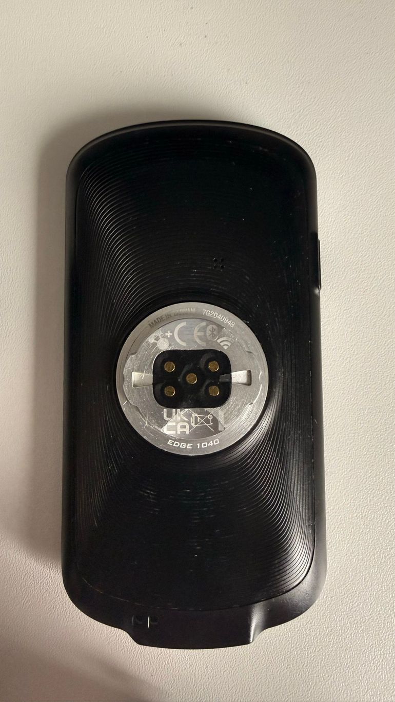 Used Garmin Edge 1040 GPS Bike Computer bike — image 4 of 4