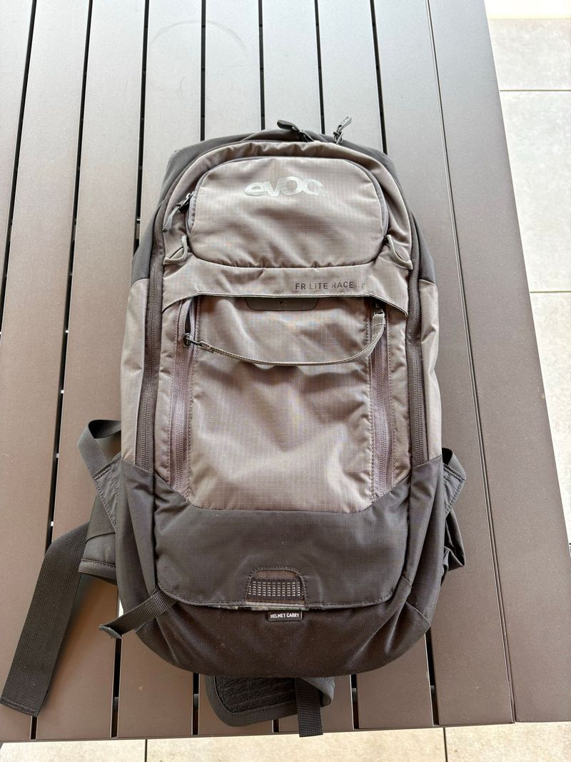 Used EVOC FR Lite Race 10 Backpack Cycling Accessories