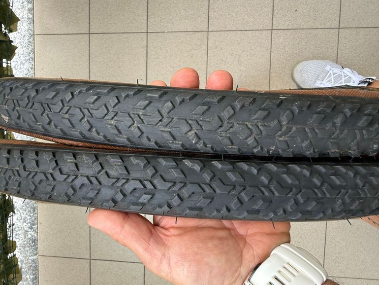 Used Pirelli cinturato gravel M 2025 bike — image 2 of 4
