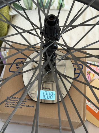 Used CSC 50mm Carbon Wheelset 1230g 2026 bike — image 3 of 3