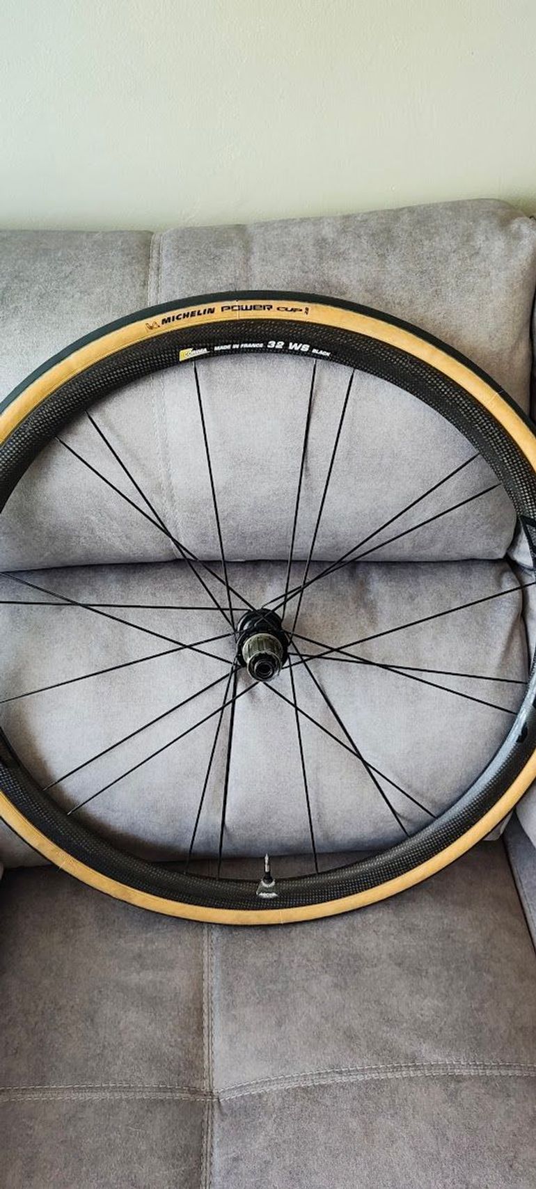 Used Corima WS Black 32mm Disc Brake Wheelset bike — image 2 of 11