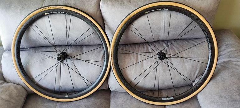 Used Corima WS Black 32mm Disc Brake Wheelset bike — image 10 of 11