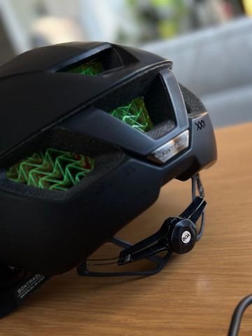 Brugt Bontrager XXX WaveCel Helmet 2024 bike — billede 3 af 8