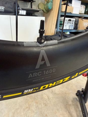 Used Dt Swiss ARC 1600 65mm 2026 bike — image 3 of 3