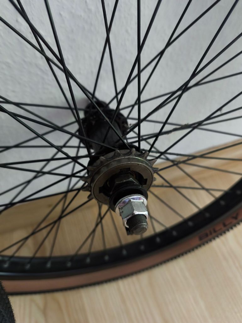 Used Keine Billy Bonkers 24x2.00 Faltreifen 2024 bike — image 3 of 5