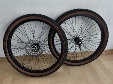 Używany Keine Billy Bonkers 24x2.00 Faltreifen 2024 Wheels
