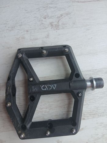 Used acid Flat C1-IB Pedals bike — image 4 of 5