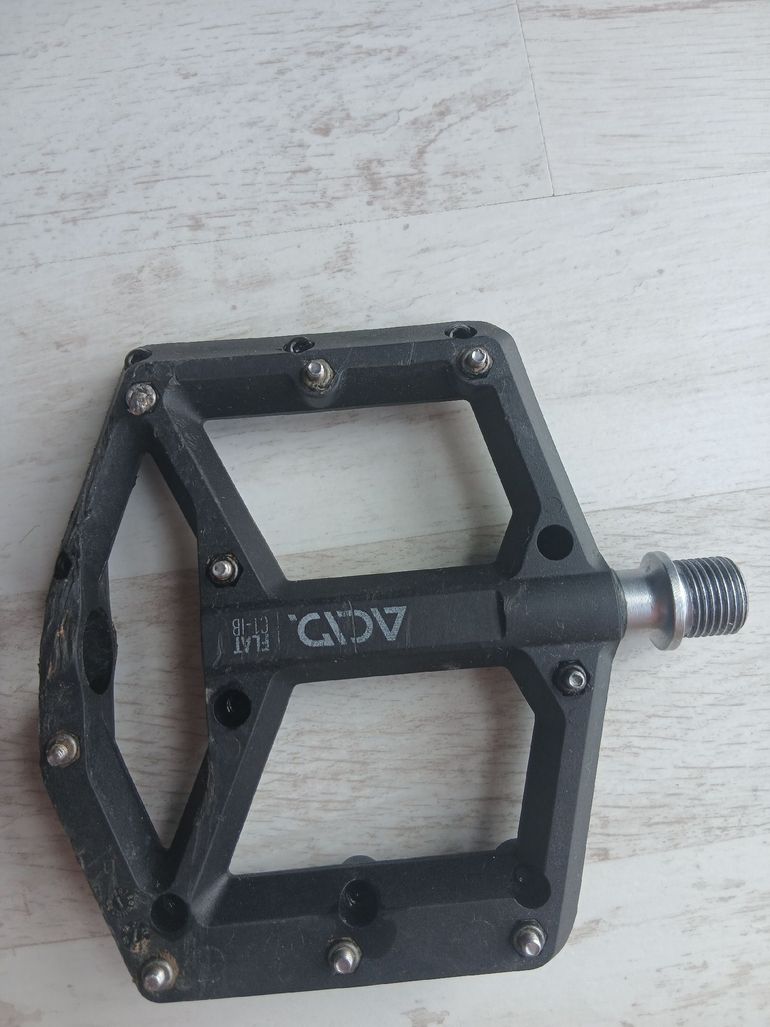 Used acid Flat C1-IB Pedals bike — image 4 of 5
