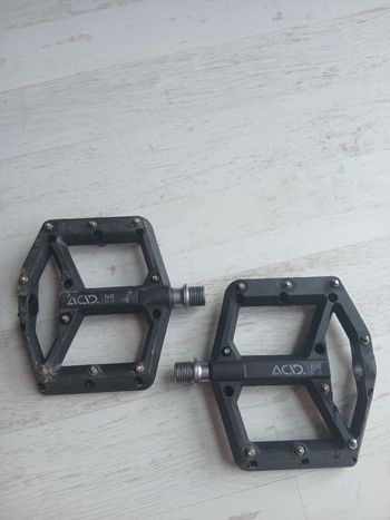 Used acid Flat C1-IB Pedals bike