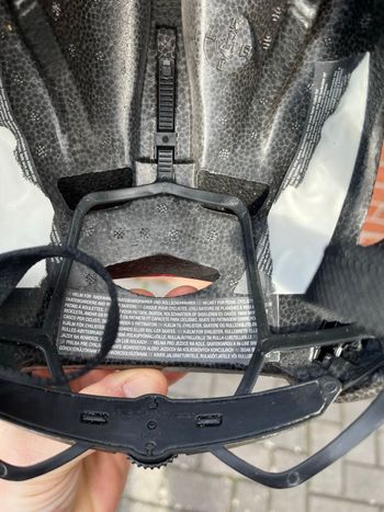 Used ABUS GameChanger Helmet 2025 bike — image 7 of 7