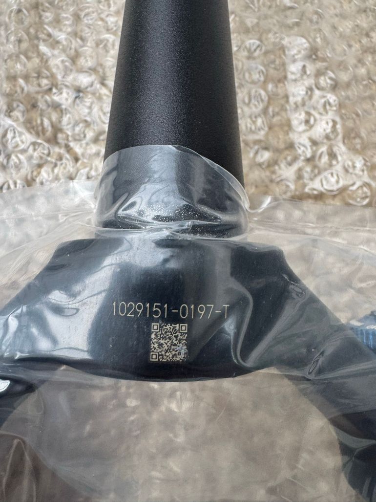 Used Fox 34 Factory Grip2 130mm, 29” 2024 bike — image 3 of 4