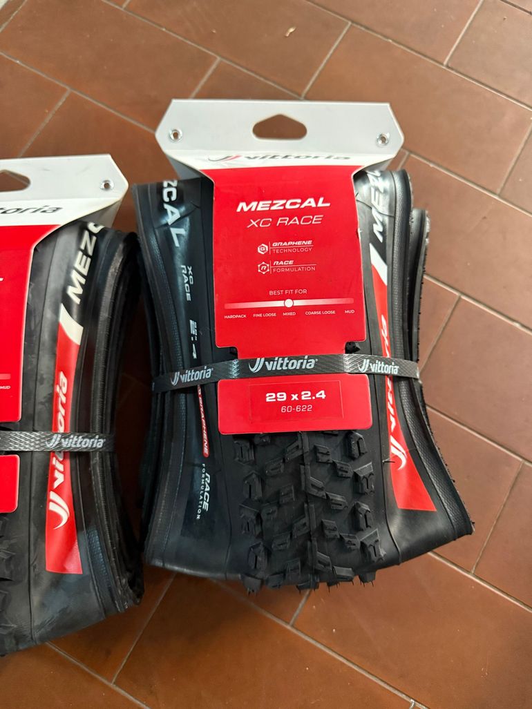 Used Vittoria Mezcal Xc Race 29x2.4 2026 bike — image 7 of 7