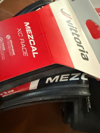 Used Vittoria Mezcal Xc Race 29x2.4 2026 bike — image 5 of 7