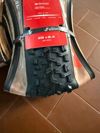 Used Vittoria Mezcal Xc Race 29x2,4 2026 bike — image 2 of 7