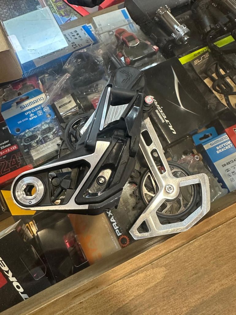 Used Sram RED Rear Derailleur bike — image 2 of 3