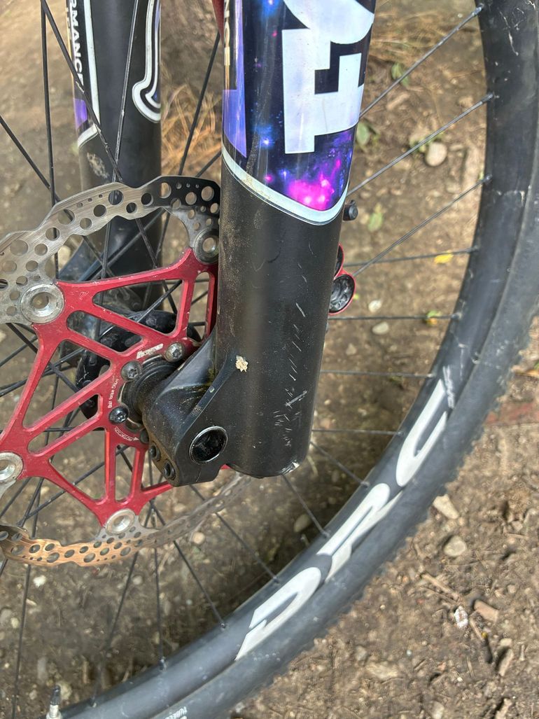 Used Fox 40 Performance Elite 2021 bike — image 5 of 6