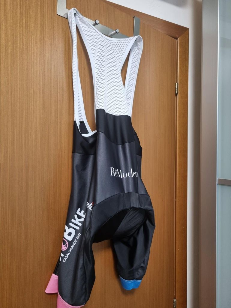 Used Velo Pantaloncini Ciclismo estivi bike — image 2 of 3