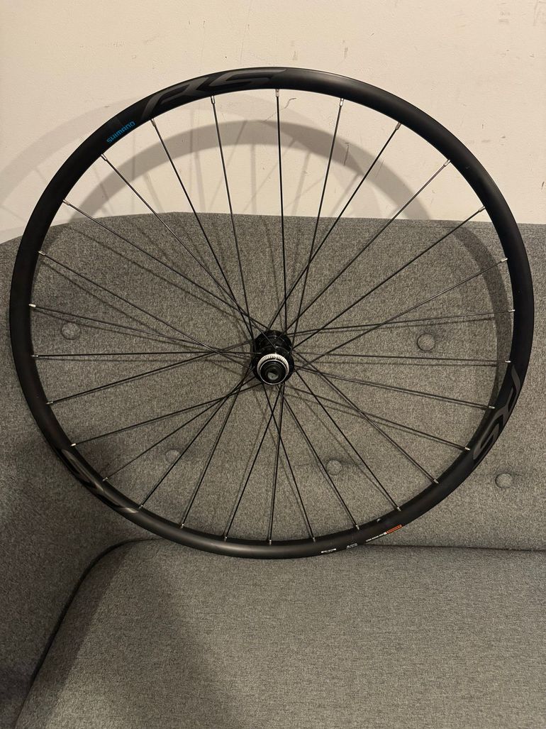 Used Shimano RS171 Gravel Wheelset 2025 bike — image 2 of 8