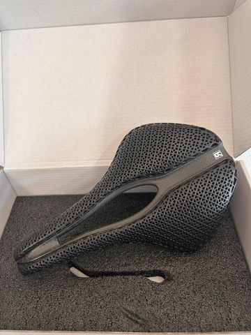 Brugt rule 3D Carbon Saddle 2025 bike — billede 1 af 12