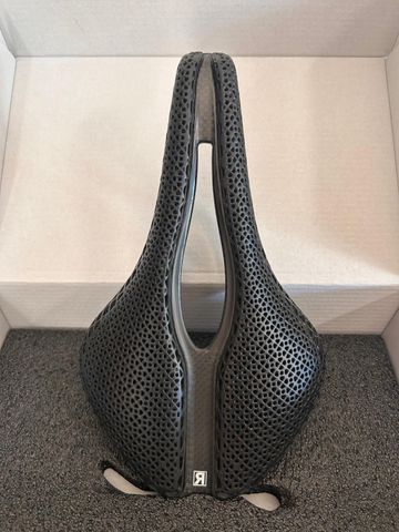 Brugt rule 3D Carbon Saddle 2025 bike — billede 8 af 12
