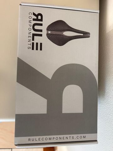 Brugt rule 3D Carbon Saddle 2025 bike — billede 4 af 12