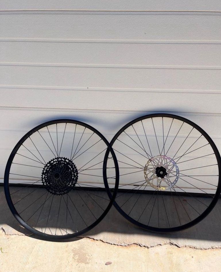 Used Syncros Syncross Wheel Set 2022 bike — image 1 of 4