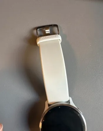 Used Garmin Venu 3 bike — image 5 of 7