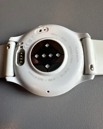 Used Garmin Venu 3 bike — image 6 of 7