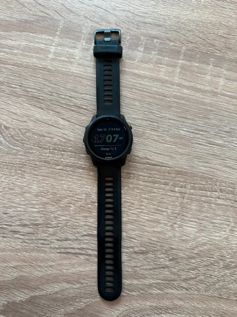 Used Garmin Forerunner 745 bike — image 1 of 3