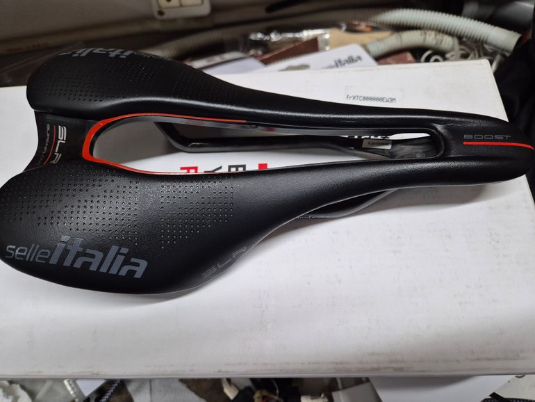 Used Selle Italia SLR Boost Kit Carbonio Superflow S3 - Nero bike — image 2 of 4