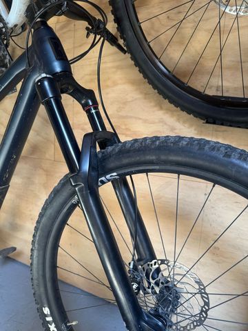 Brugt RockShox Revelation Fork 2025 bike — billede 1 af 3