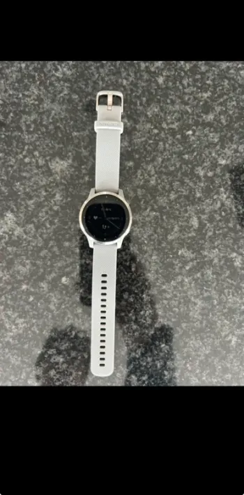 Used Garmin vívoactive 4s bike