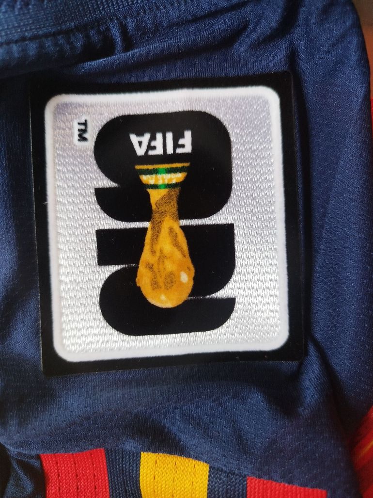 Used Adidas maillot de L Espagne 2026 bike — image 6 of 7