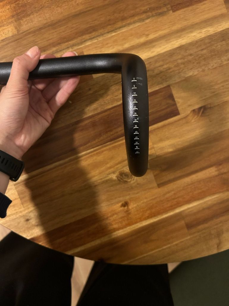Used Specialized Zertz Dampening handlebars 44 cm bike — image 5 of 9