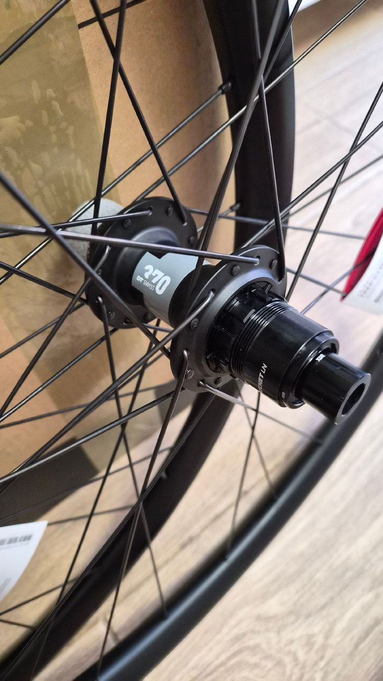 Used Dt Swiss GRC 2026 bike — image 2 of 8