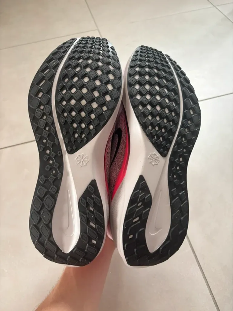 Used Pegasus Chaussure de Running Nike 41 bike — image 5 of 6