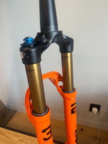 Used Fox Racing 32 SC Factory Fork 2026 bike — image 3 of 5