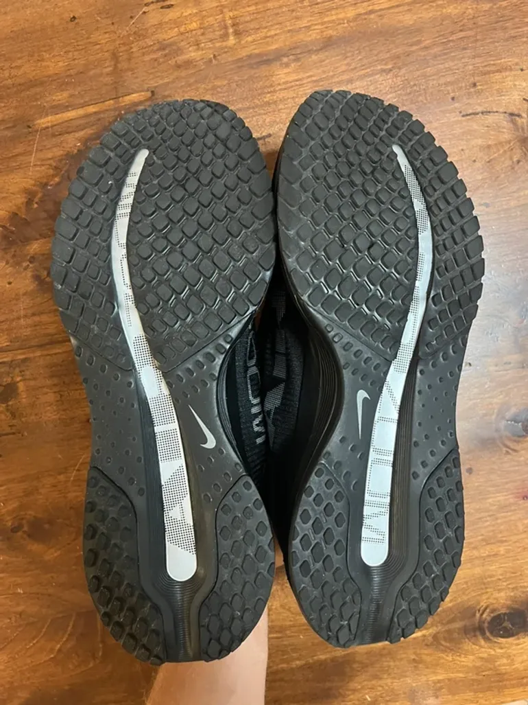 Used Nike Pegasus Premium bike — image 2 of 5