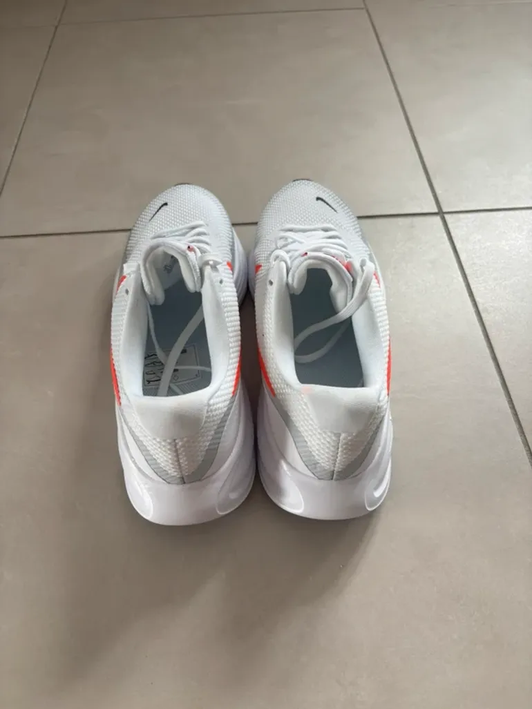 Used Orange Chaussure de running Nike bike — image 3 of 6