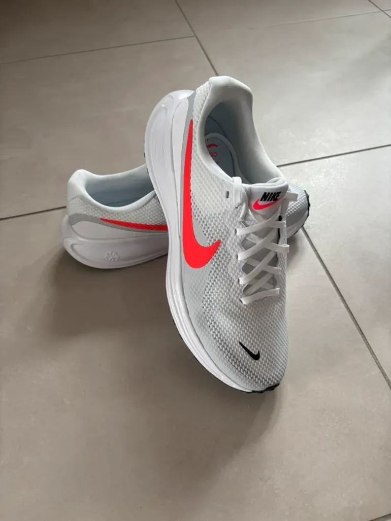 Used Orange Chaussure de running Nike bike — image 2 of 6