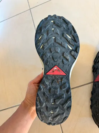 Used Nike Trail Goretex bike — image 6 of 7